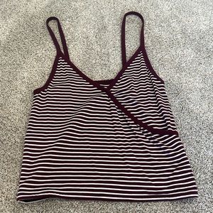 🛍 NWOT American Eagle Striped Crop Top